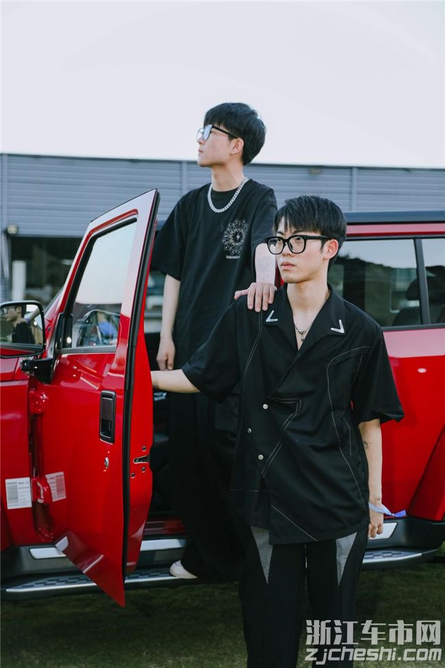 1659065391726857.jpg 8.jpg